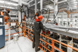 Montaje y puesta en marcha de bienes de equipo y maquinaria industrial