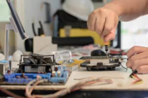 Montaje y reparación de sistemas microinformáticos